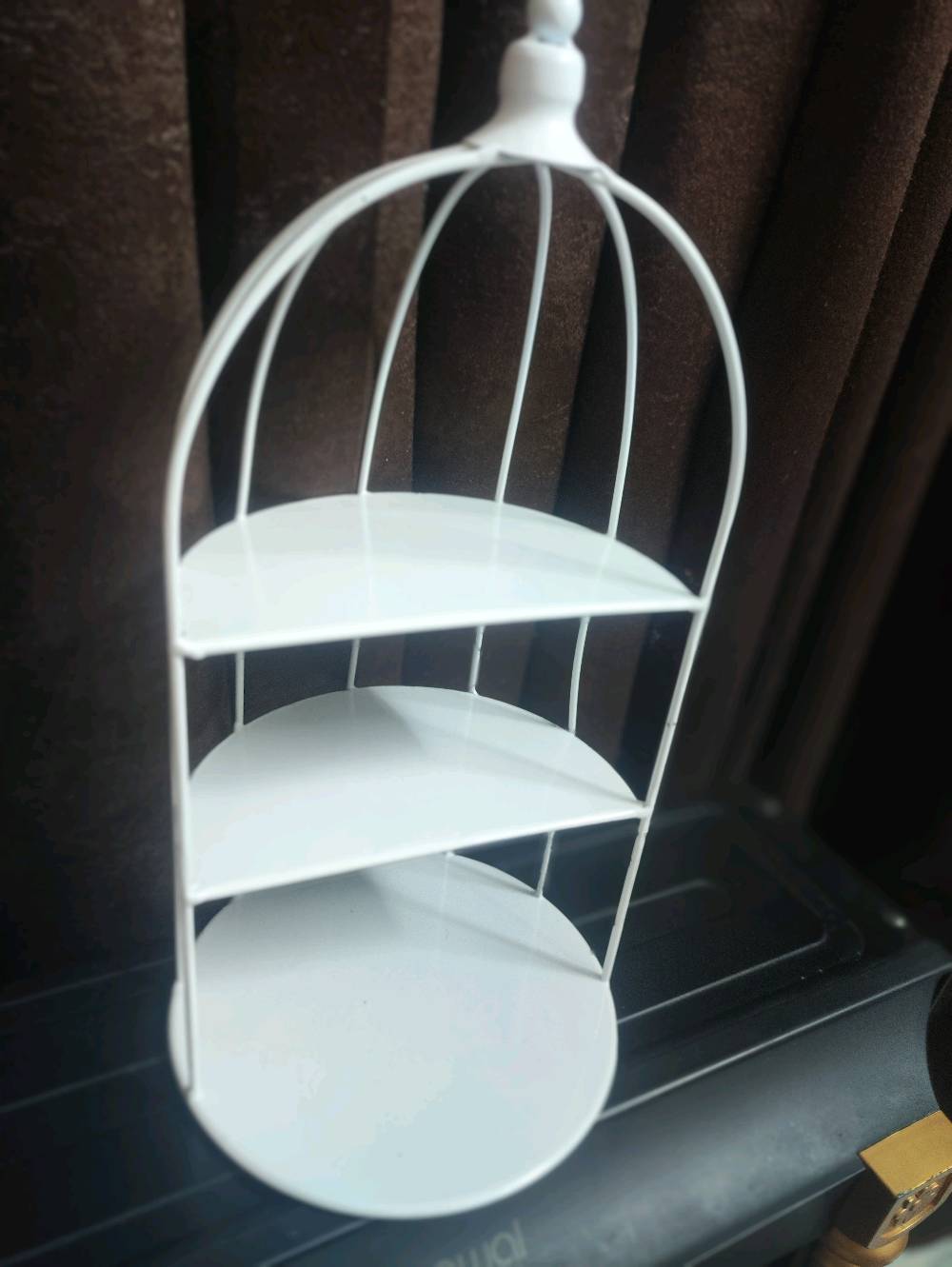 حماله كيگ وجماله بيبسي وستاند عطور شمع دان مدور يجنن جديد بالباكيت ممستعمل ابدد للحجز خاص