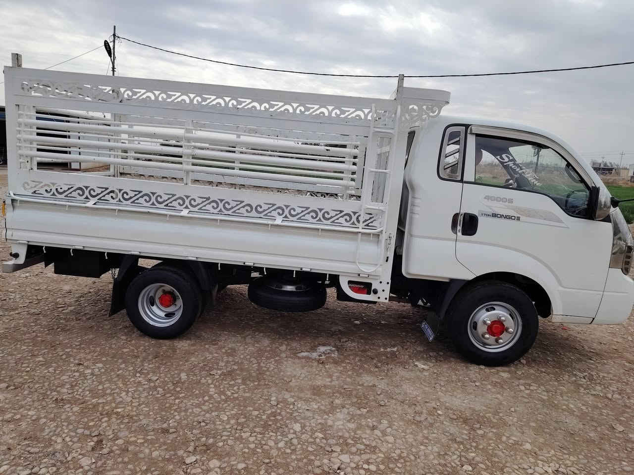 كيه فحل مفتوح مكفولة كفالة عامه مكينه شاصي تبريد كلهة كفاله رقم واسط مكان السياره ناصريه ما متواجد ع فيس ***********
