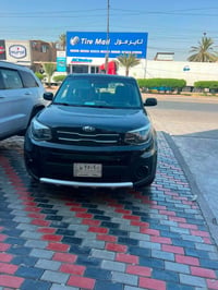 كيا صول مديل ٢٠١٧ وارد امريكي ماشيه ٧٩ الف رقم بغداد قطعتين موضحات بال...