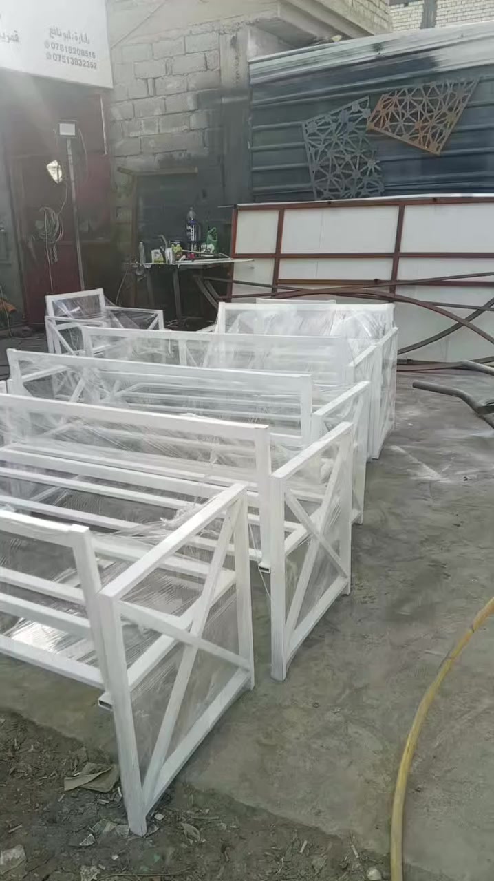 لعمل كافه الديكورات الداخليه والخارجيه وتجهيز المزارع والمكاتب والمطاعم والمحلات بأحدث التصاميم للتواصل
فيسبوك ديكورات داخليه خارجيه ... حداده النافع الحمداني 
انستغرام m_s_n_desgin
وعلى الرقم ***********
