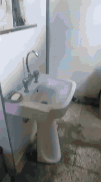 نص قطعه للبيع المساحه (72) قطاع (74) طابقين عكاده تحتوي على استقبال+ م...