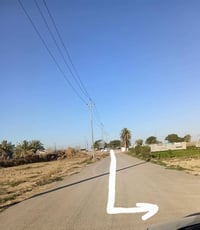 قطعة سكنية زراعية • ٣٠٠م • خلف محطة الكهرباء