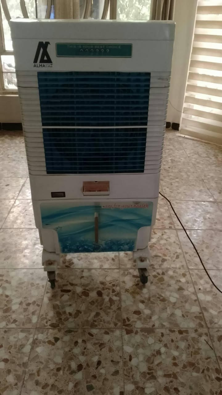 كونفيرة ثلاث سرع نظيفة ما تحتاج مخرج ماء
متوفر واتساب للاتصال: ***********
الموقع: بغداد المشتل بغداد, العراق
