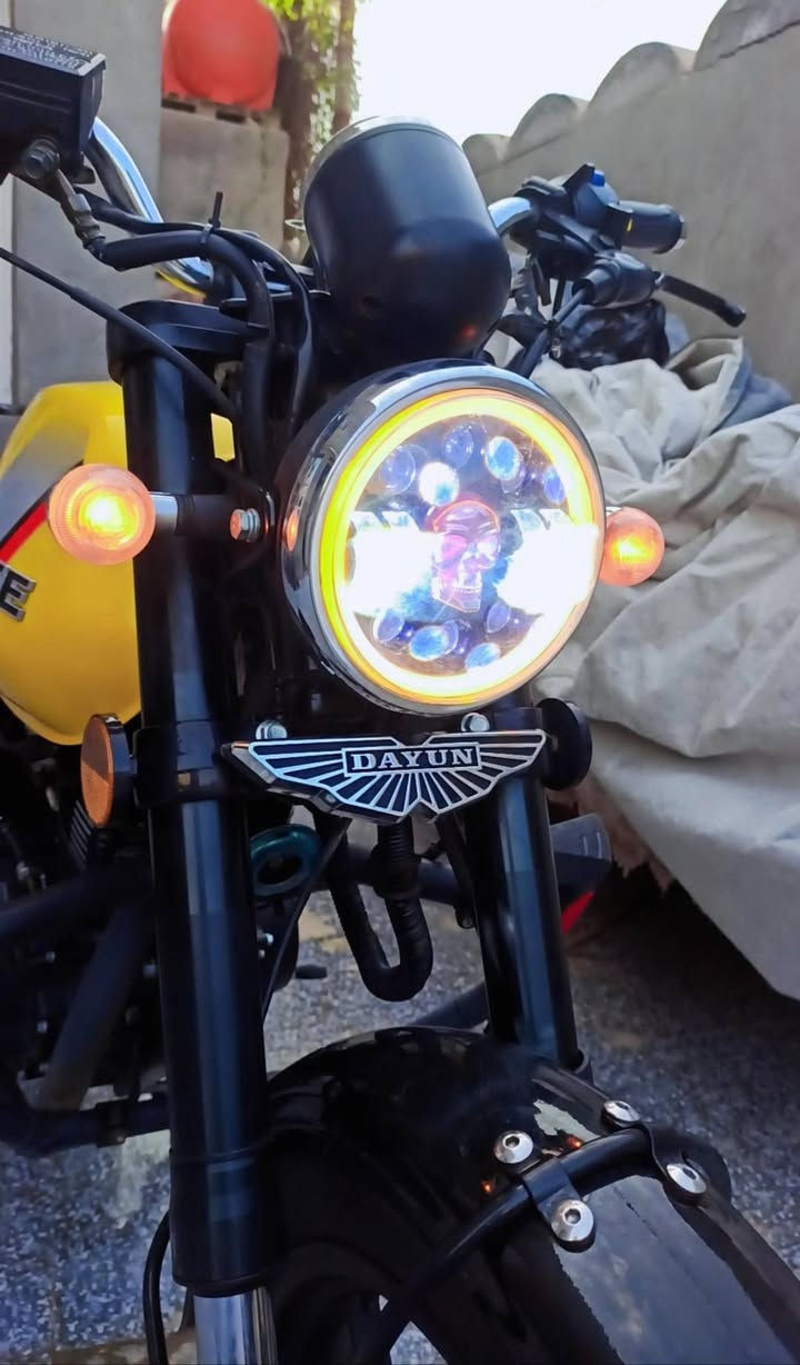 السلام عليكم للبيع او مراوس 
دراجه دايون لايتي لون مميز 💛 موديل 24طالعة ب25 مكفولة كفالة عامة 
 💯 دراجه بعدهي زيرو ومحرك 200  وعداد نمر الكتروني لايت جمجمة اصلي
(اوراق سكنر )
#مكاني بابل الحمزة الغربي  
***********
دراجه مابيها نقص 
والي عنده مراوس عادي نتراوس
