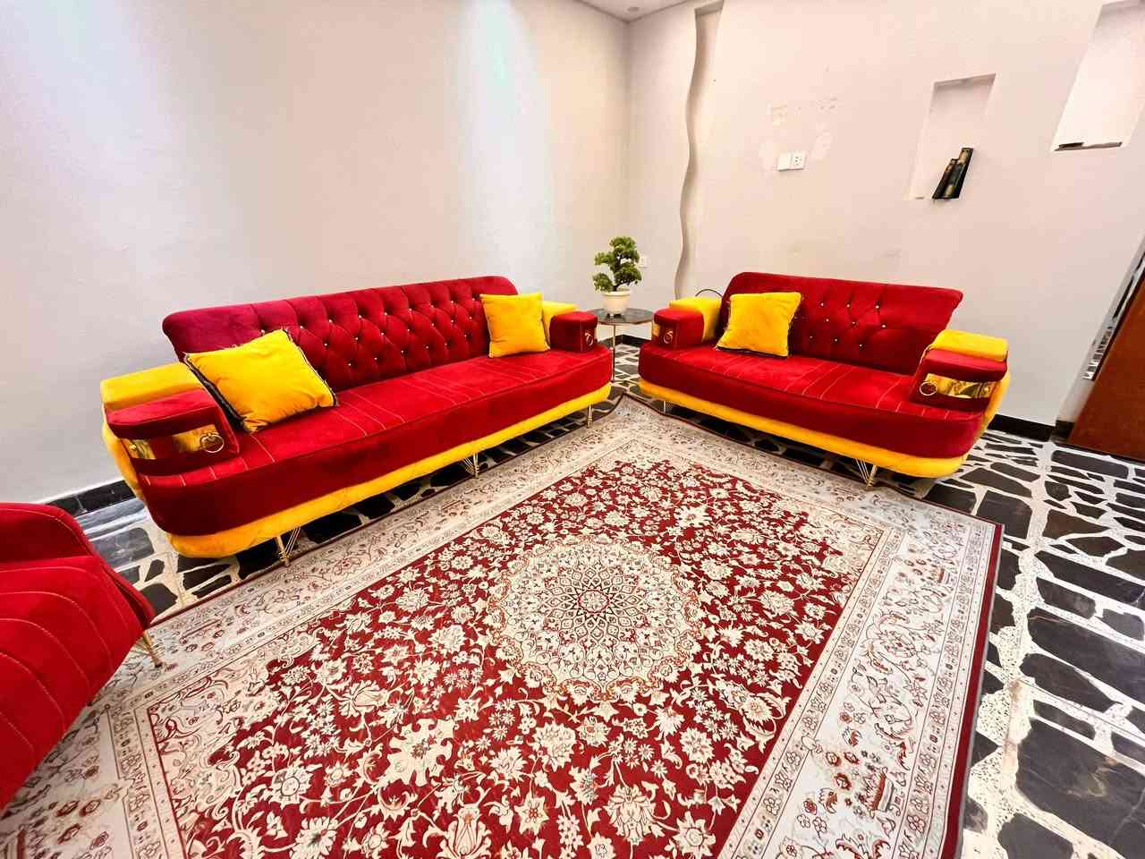 غراض لبيع  بغداد الغزالية 
تخم تركي أخو جديد 7 مقاعد  سعره   500 بيه مجال  
ميز طعام 4 كراسي سعره 125 بيه مجال  الاتصال أو مراسله وات ساب  ***********
