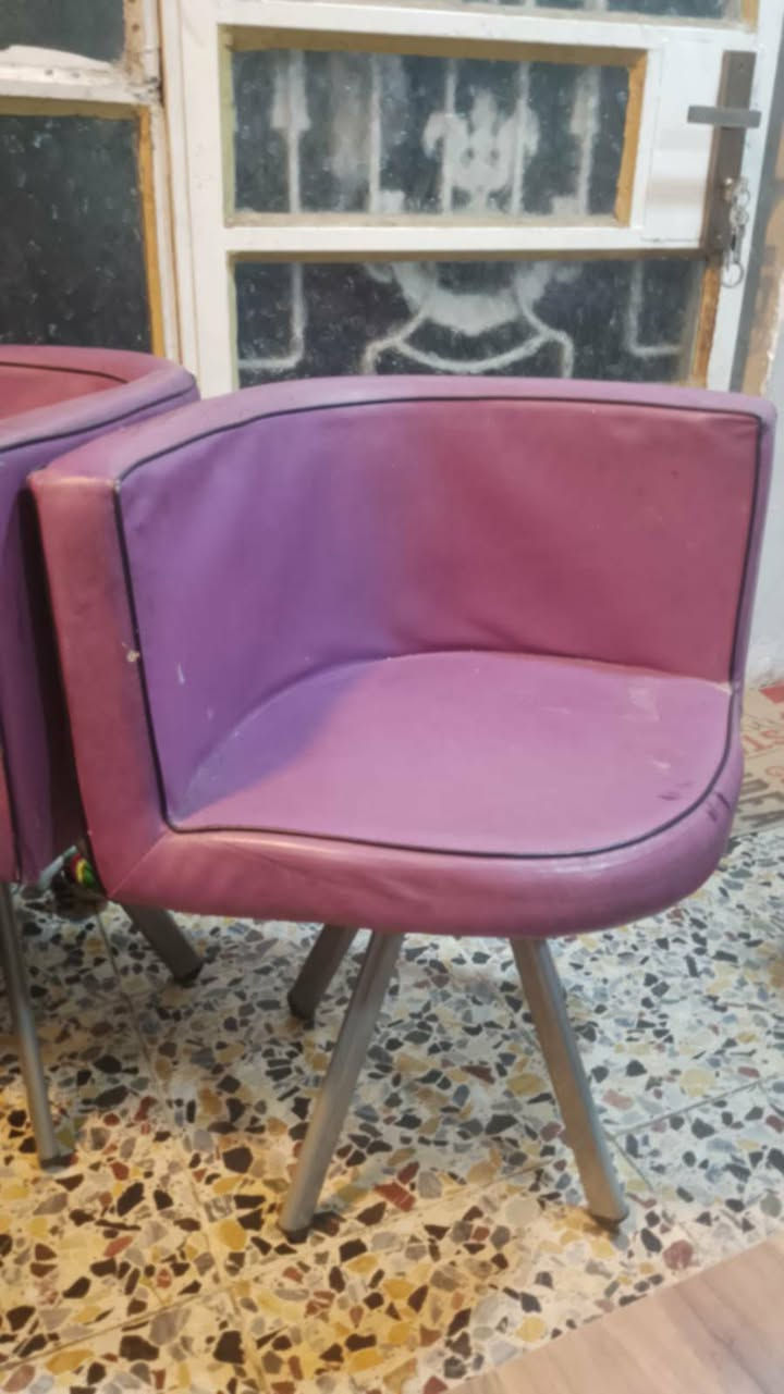 ميز طعام فصال تركي 3 كراسي سعر 90 قفل الاستفسار خاص 🔴


**إذا كنت صاحب هذا الإعلان وتريد حذفه لأي سبب، رجاءا أرسل رسالة إلى الدعم الفني**