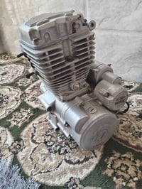 محرك مكفول من كلشي نعومه فول مبدل بوشه بس بي مكان حله سعر ١٧٥ وبي مجال...