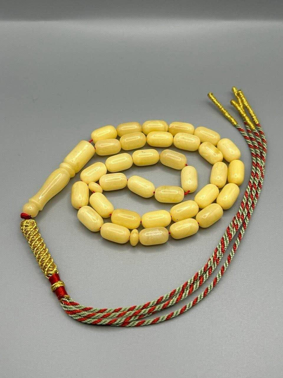 بسم الله..مسباح كهرب حر طبيعي خام جبس ابيض جميل جداً . كصة صنوبري ناعم . مسباح كفية . للاستعمال اليومي . الشاهد قطعة وحدة . خراطة الخليج . الوزن 12 غرام . حجم الخرز 7.5-6 ملم . عدد الخرز 33 .. مسباح ولا غلطة..
 المهتم يدخل خاص رجاءً ..
يوجد يوصيل لكل محافظات العراق بغداد, العراق


**إذا كنت صاحب هذا الإعلان وتريد حذفه لأي سبب، رجاءا أرسل رسالة إلى الدعم الفني**