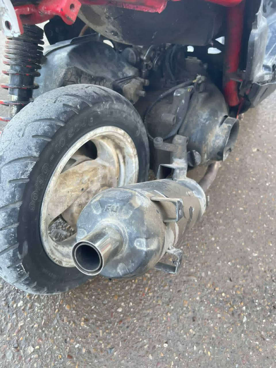 السلام عليكم دراجه ماكس قجمه للبيع كوم حديد سعرها 150 مكاني بغداد الامين الثانيه قرب  جامع مالك بن أنس رقمي *********** موجود وتساب و موجود ماسنجر
