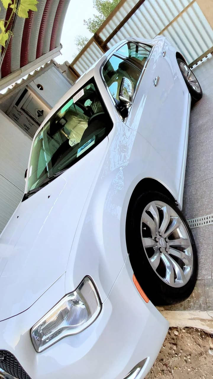 السلام عليكم كرايسلر اوباما 2018 C كلين تايتل مكفوله كفاله عامه من الضربه والصبغ والبارد والشخط والرصعه السياره بعدها بحاله الوكاله جديده بمعنه الكلمه ماشيه 80 رقم سليمانيه تريد وكاله تريد تحويل محرك 3.6

مواصفات سياره C 
داخل vip داخل ملكي ابيض 
كشنات ابيض ملكي 
كشنات خلفي تدفئه 
سقف بنرامه فتحتين
مري قلاب ويه البك 
خزن ميموري 
ستيرن تدفئه
ستيرن كهرباء 
شفتات ستيرن
لايت عدسات زنون
شاشه كبيره + كامره خلفي دواره
نضام صوت الباين 
ويل 20 مكسيكي 
العنوان بابل حله الرقم ***********
