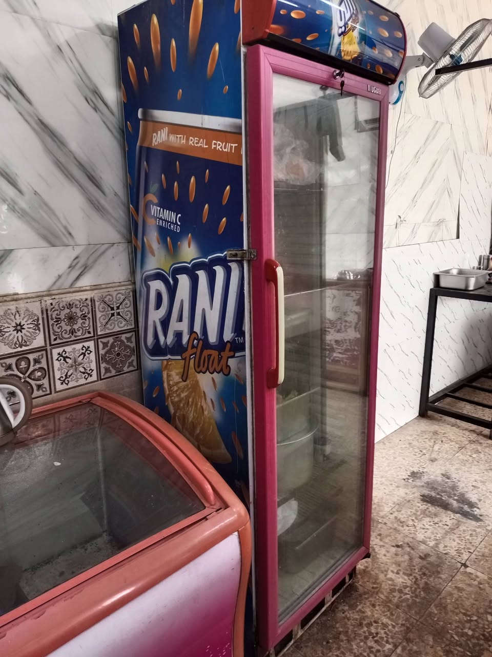 غراض مطعم للبيع بسعر مناسب قيم واخذ واكو بعد ميزين حديد والمنيوم واكو سنك المنيوم قيم واخذ 
المكان التاجي اكو توصيل مناطق قريبة


**إذا كنت صاحب هذا الإعلان وتريد حذفه لأي سبب، رجاءا أرسل رسالة إلى الدعم الفني**