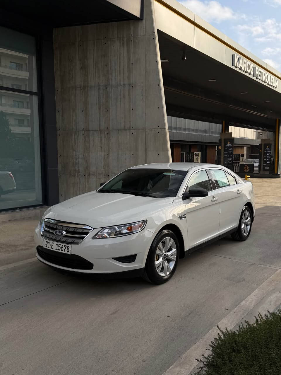 Ford taurus 2012 niva 
فورد توروس ٢٠١٢ خلیجی وەکالە نیڤا ⚜️
سەیارەکە بێ بۆیاخە ساردیش بە شەرت مەکینەو گێڕ نەکراوەتە تەقەو رەقە هەموو گیانی بە شەرت دوو سویچ بیلادی ناو زەرد هەموو گیانی لەسەر دەقی شەریکە ماوە بەردی ئەگزۆز بە شەرت بیلادە حاسەیە کوشن کارەبا سەنەوی تا ٢٠٢٩ تازەیە بە ناوی خۆمە تحویل وکالە بشرت  
رۆن و فلتەری بیلادی گۆراوە سۆناریم داناوە 

(١٢٦٠٠٠مل ماشي دعامي لدعامي بشرت كفاله عام بدون حادس سونار موجود ناشر من سورە  )

سعر ***********
*********** واتسئاب السليمانية, العراق
