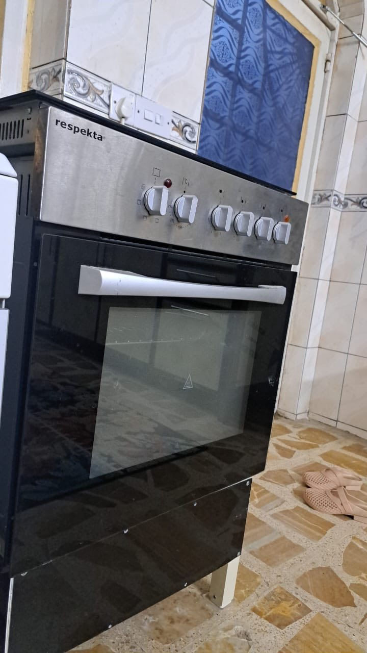 فرن مع طباخ هيتر مزدوج  جديد   للتواصل ***********ممستخدم للبيع
