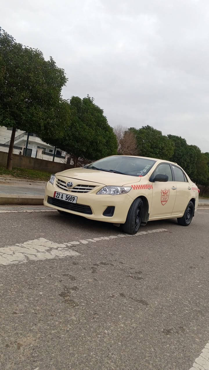 تاکسی کڕۆڵا2011 بلاد زەرد گێرعادی  تەنها یەک دەرگای  بۆیەغەبێ ناوگرتن گێڕو مەکینە بەشەرت ڕەقەم و سەنەوی نوێیە *********** أربيل, العراق
