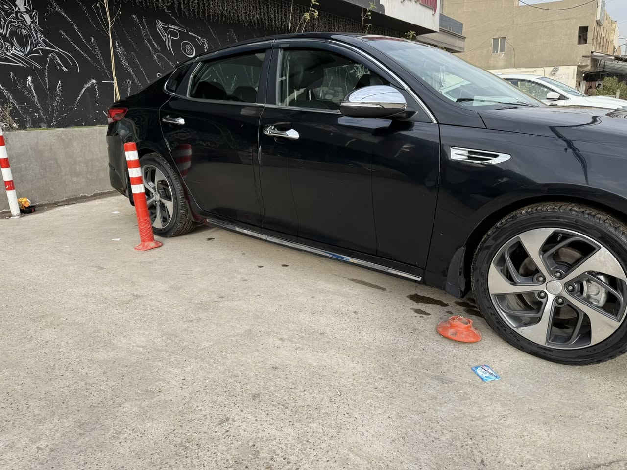 🔥 فرصة ما تتكرر 🔥
🚗 كيا اوبتما 2019 وارد أمريكي 🇺🇸
فئة S – فول مواصفات ماعدا الفتحة

✨ مواصفات تخليك تميزها عن غيرها:
✔️ تشغيل بصمة + دخول ذكي
✔️ شاشة كبيرة + كامرة خلفية
✔️ حساسات أمامي وخلفي
✔️ جنوط رياضية أصلية
✔️ تبريد وتدفئة مقاعد
✔️ تحكم كامل بالدركسون
✔️ محرك وجير بحالة ممتازة جداً

📌 الحادث: جام لغ أيمن أمامي (مبدل نفس اللون)

السيارة مرتبة، استخدام شخصي، ما تحتاج ولا دينار صرف 👌
سواقتها مريحة وثابتة والطريق تحسها فخامة 🔥
💰 السعر مناسب جداً وقابل للتفاوض 
📞 الي ناوي يشتري لا يضيعها… تواصل خاص 
على الرقم ***********
