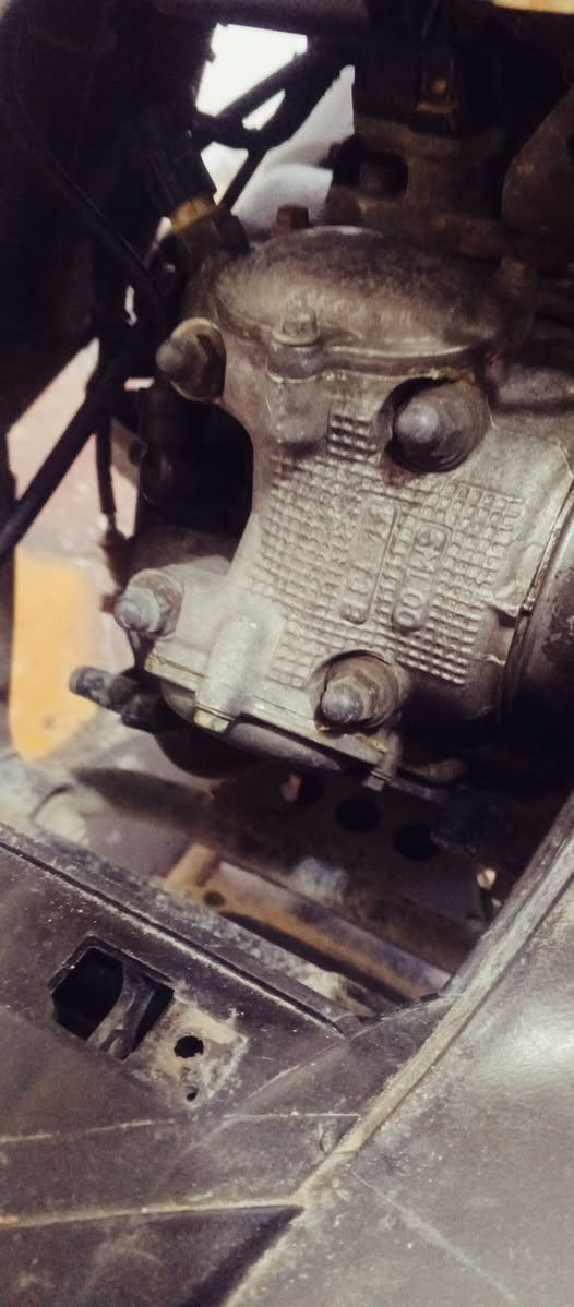 السلام عليكم ورحمه الله دراجه للبيع او مراوس مكينه رمبه سعر البيع 500 وبيها مجال بسيطدمكاني بغداد رقم الهاتف+ ***********
