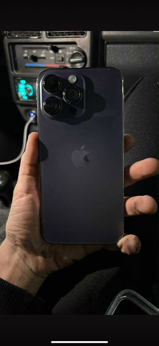 4 برو ماكس بنفسجي 
256 گيكا / كارتونه جهاز موجوده / كيبل جهاز 
شرق اوسط /نموذج M / سيمكارت تك/ وكاله ماستر 
نضافة 98%
بطارية 83%
السعر يبدي من 750 الف
***********
بغداد العامرية
