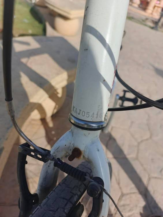 بايسكل c700 اللمنيوم خفيف وراحه بل سياقه بريكات فول وعگرب سبعه مفول وهاي الاختام كبالكم سعره160وبي مجال للشراي
مكاني بغداد الشماعيه قرب الاورلفي 
التواصل على حسابي لو انستا هاذ اليوزرiraqi.in.s


**إذا كنت صاحب هذا الإعلان وتريد حذفه لأي سبب، رجاءا أرسل رسالة إلى الدعم الفني**