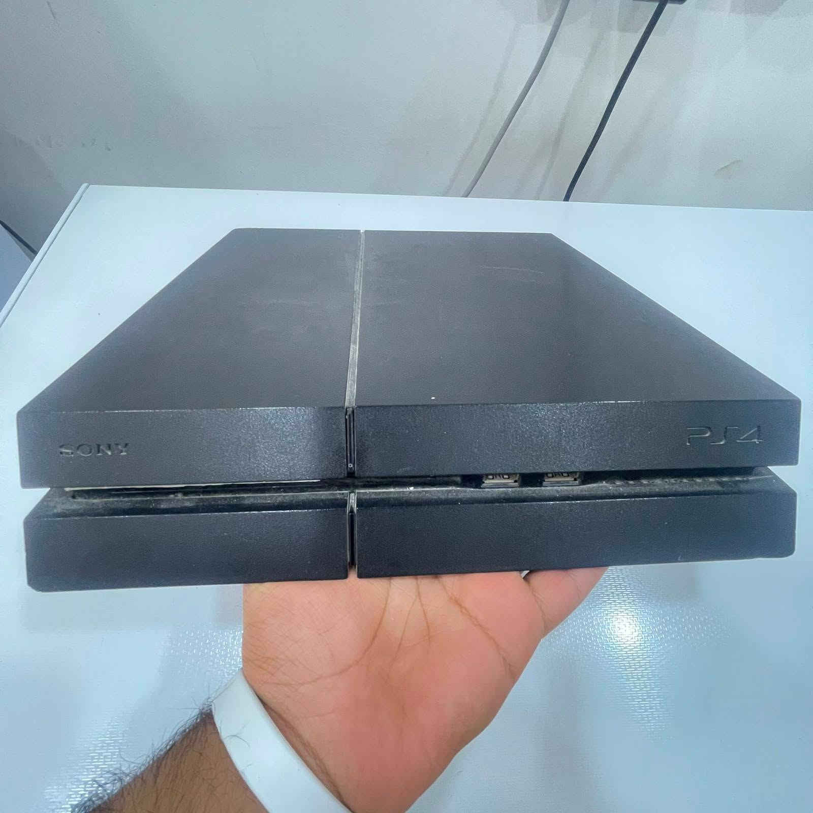 للبيع PS4 Fat سعة 500GB، الجهاز شغال 100% وما بيه أي مشاكل، وياه يد واحدة تجارية وجميع الأسلاك. الفحص متوفر قبل الشراء.
السعر: 240,000 دينار عراقي قابل للتفاوض بالمعقول.

للتواصل خاص. ***********
للبيع PS4 Fat سعة 500GB، الجهاز شغال 100% وما بيه أي مشاكل، وياه يد واحدة تجارية وجميع الأسلاك. الفحص متوفر قبل الشراء.
