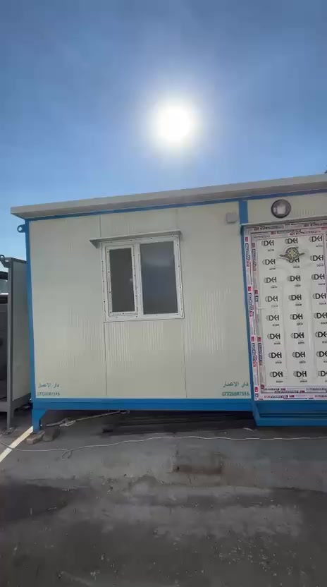 معمل صلاح  للعمل كافت انواع الحداده وتصنيع الدور الجاهزه سندويج بنل والصحيات ونقاط الحراسة حسب طلب  الزبون شغل درجة اولى يتوفر لدينا كرفانات 4/3 3/3 وصحيات متر مربع  كما يوجد لدينا توصيل كافة المحافظات الاتصال على الرقم او مراسلتنا عبر الواتساب ***********
