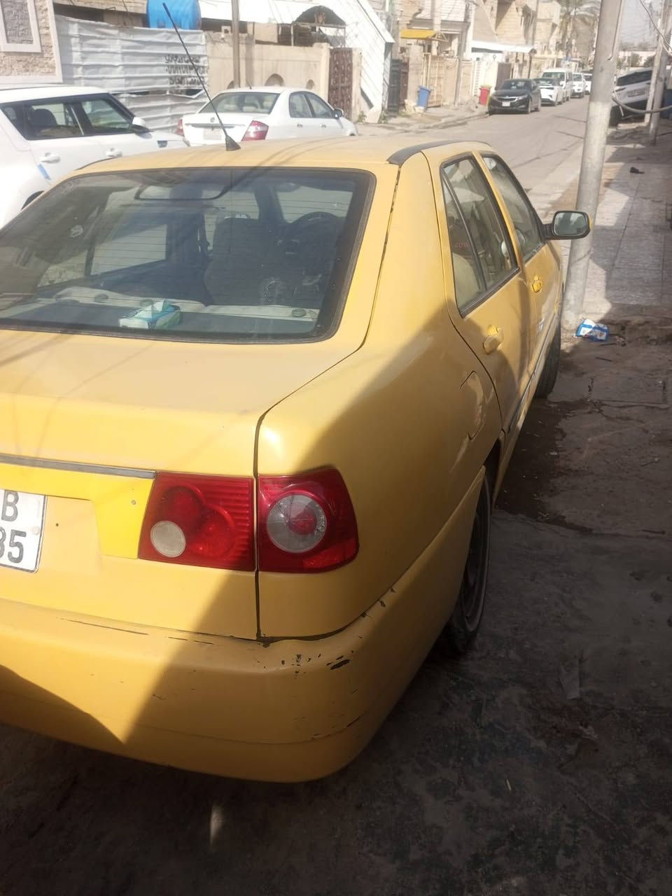 سلام عليكم شيري كوين للبيع سياره محرك بلادي محرك نظيف سياره حلوه خير من الله هيئه وغرامات مصفره تايرات نص عمر بيها ضربه جاملغ خلفي السايق مصلح عل بارد السعر ٢٥ ورقه بيها مجال حك الجيه الهاتف *********** العنوان بغداد حي الجهاد
