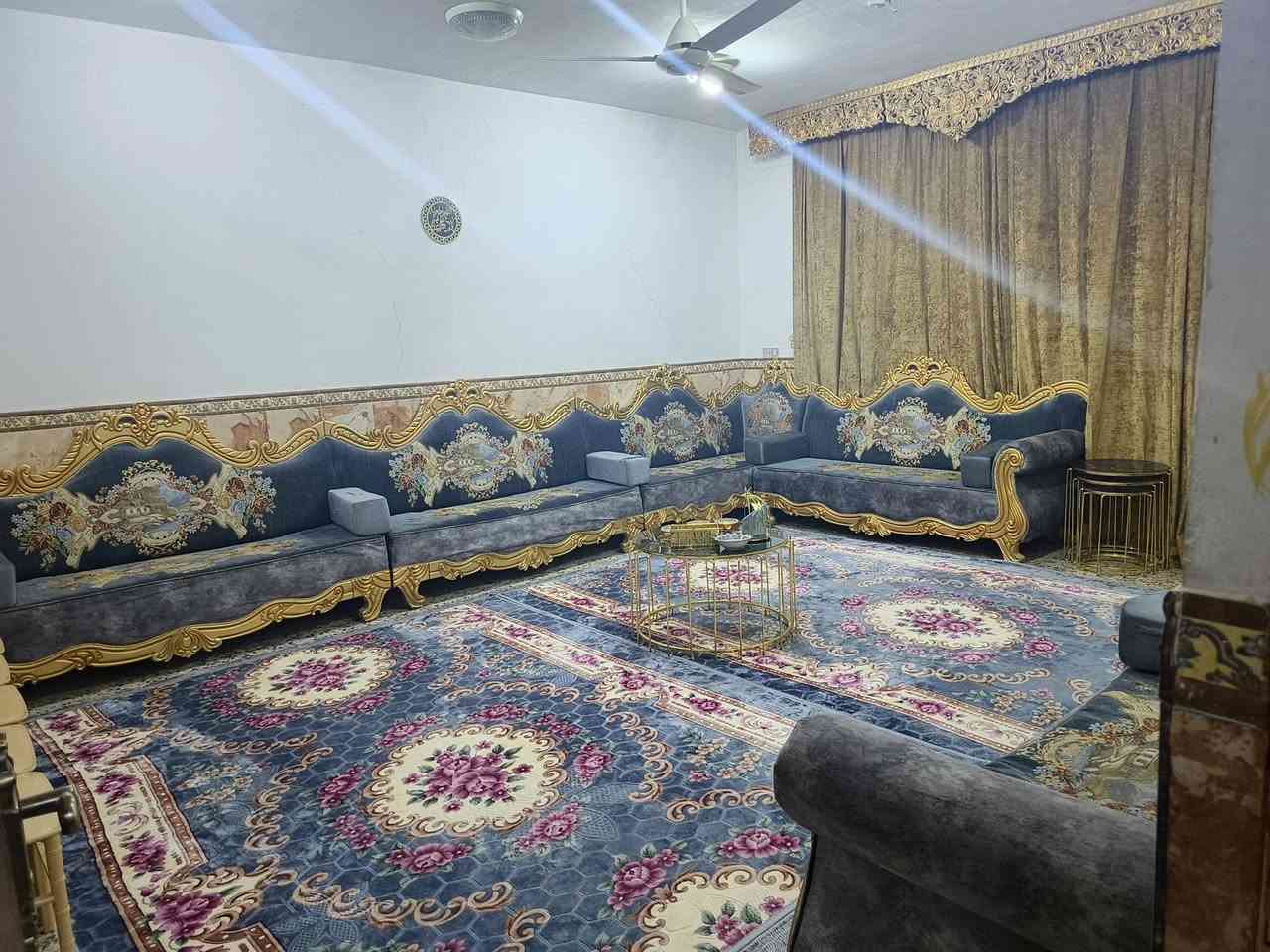 بيت للبيع  ابو غريب خرنابات 144 م الواجه 12 ولنزال 12القاط الاول أستقبال6في5 غرفة نوم 5في4 مطبخ 6في3 حولي 4في 4 غرفة فوك 5في 4   *********** كورك *********** قرب أسواق العبودي
