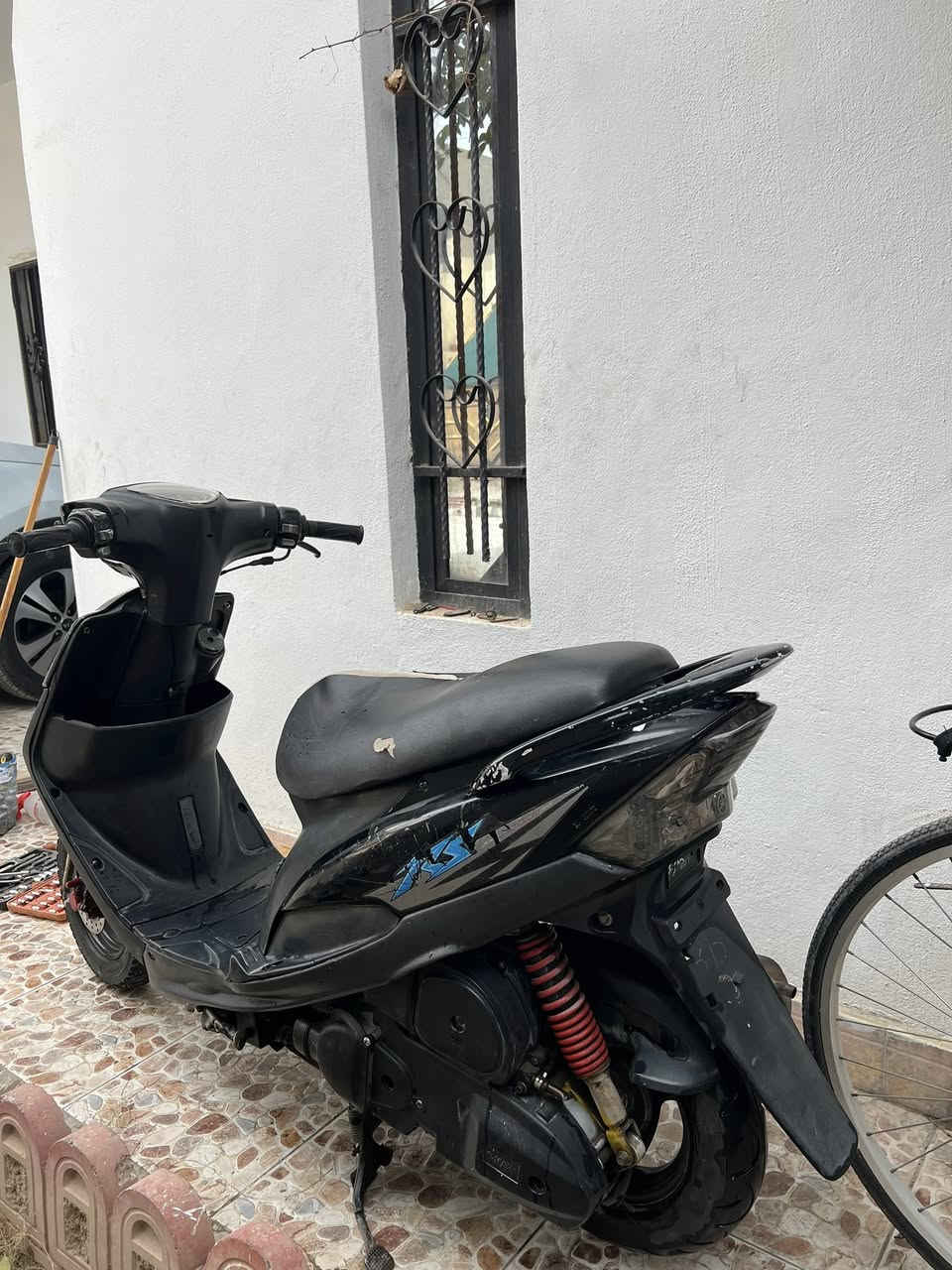 ماكس عدله  ع بلاد
دراجه ع ابرد شي نكره سلف شرط
ملاحته خفيف حلوه
كفرات بلادي
مكينه بلادي ٤٩ ماعرف مفتوح لو لا كدامك
كهرباءيات كامل
فقط يحتاج راجز وكلج امامي يطلع صوت فقط  سعره ٤٧٥


**إذا كنت صاحب هذا الإعلان وتريد حذفه لأي سبب، رجاءا أرسل رسالة إلى الدعم الفني**