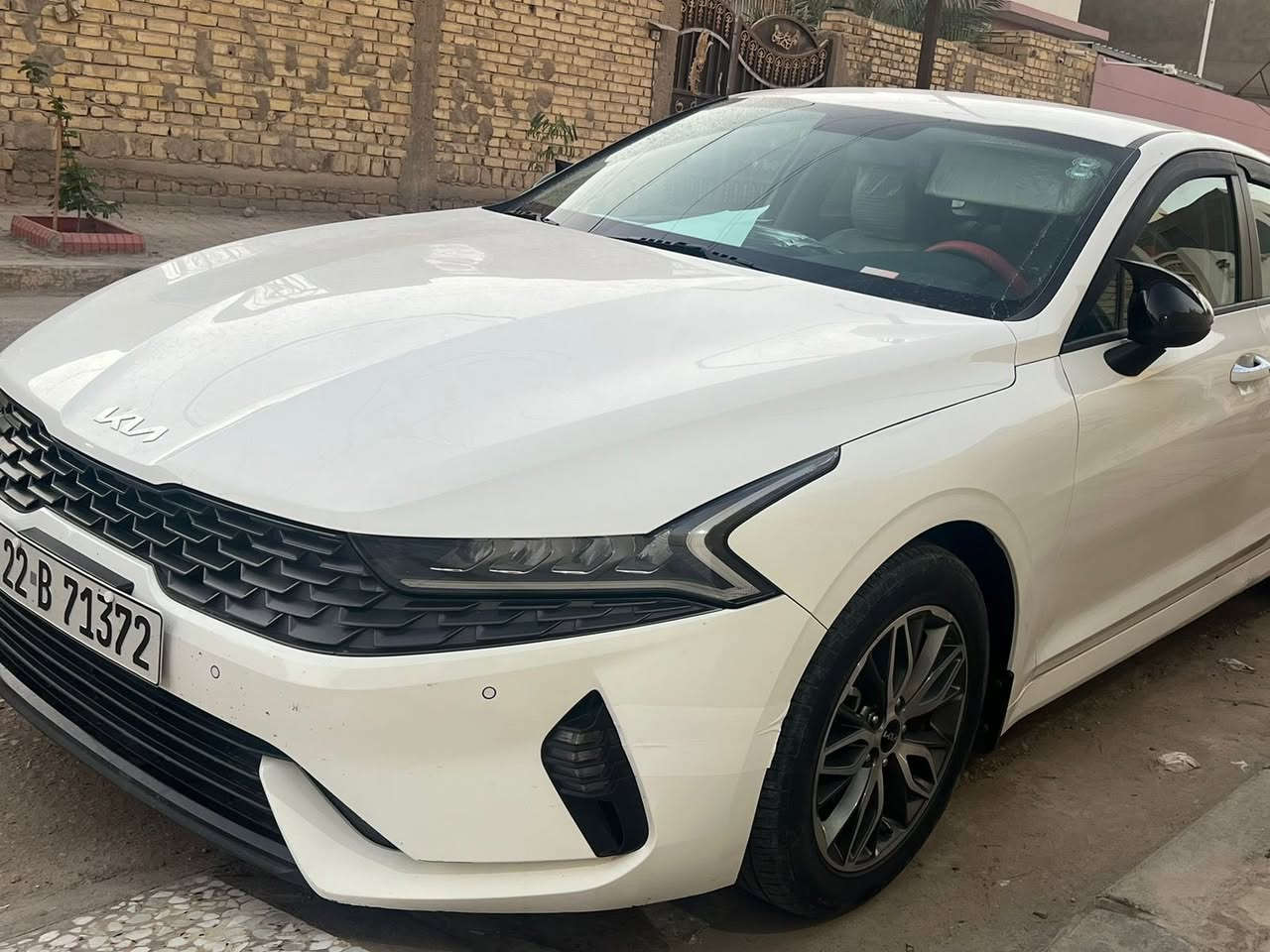 سلام عليكم
كيا K5 موديل 2022 ماشية90
المواصفات
محرك 2000 دوش 
حساسات خلفي وامامي
تشغيل بصمه
تشغيل عن بعد 
كرسي السايق كهرباء 
كراسي جلد
مانع انزلاق
تبريد قطعتين
كاميرا دواره
ويل كب17
بصمة ابواب التشغيل
لد ترحيب
بانوراما 
خمس وضعيات قياده
المصابيح الاماميه زنون اربع عدسات 
مثبت سرعه
تحكم ستيرن كامل
كشنات جلد ومخمل
مري كهرباء شفط
تبريد لمس + ميموري
السياره كفاله عامه من الضربه والتبديل والبارد والصبغ 
مكاني الديوانية 
للاستفسار اكثر اتصال  على الرقم
***********
