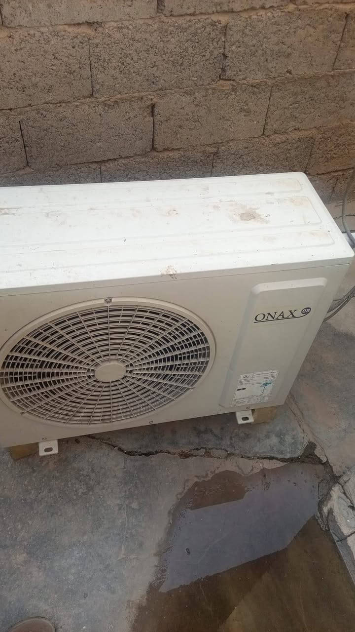 ‏‪***********‬‏ ،،375
