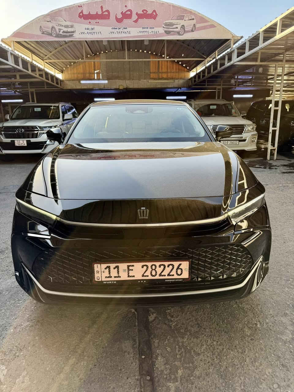 السلام عليكم
تويوتا كراون 2023 وكالة عبد اللطيف جميل 
فئة Premium اعلى فئة بل كراون 
محرك 2500 هايبرد 
ماشيه 32 الف كيلو متر حقيقي شرط الفحص
المواصفات:
لايت 4 عدسات قلاب 
فتحة سقف
تبريد شاشة 
ستيراً كهرباء 
نفكيشن
مراية اوتو دم
حساس مطر 
مري شفط
سياقة ذاتية 
توقف ذاتي 
ترحيب عند الاقتراب
شاحن واير ليس
كروس سرعة
دخول ذكي اربع ابواب 
تشغيل بصمة
بردة خلفية كهرباء
كامرات اربعة 360 درجة 
حساس 360 درجة
رادارات 360 درجة 
ذاكرة مقاعد
دشبول دجتال 
 شاشة ابل كار بلي كبيرة 
كشنات جلد + كهرباء + تبريد 
الانارة الداخلية والخارجية led بالكامل
سستم صوت JBL مع 11 سماعة + دمام خلفي 
سبيكرات عدد 5 
سايد بريك بصمة
اوتو هولد
مانع نزلاق 
جام بالكامل اوتو
ويل 19
زراك كامرة خلفية
داخل صاج 
جام بولرايز 
وبعد بيها هواي مواصفات هيه اعلى فئة بل كراون 
السيارة جديدة جداً وغراضها مال شركة بعدهن بلجيس 
مكفولة بيها رصعه بالتكمه فقط 
مسحوبه دي بي آر 
السعر : 285 $ وبيها مجال
المكان بغداد 
الرقم ***********
