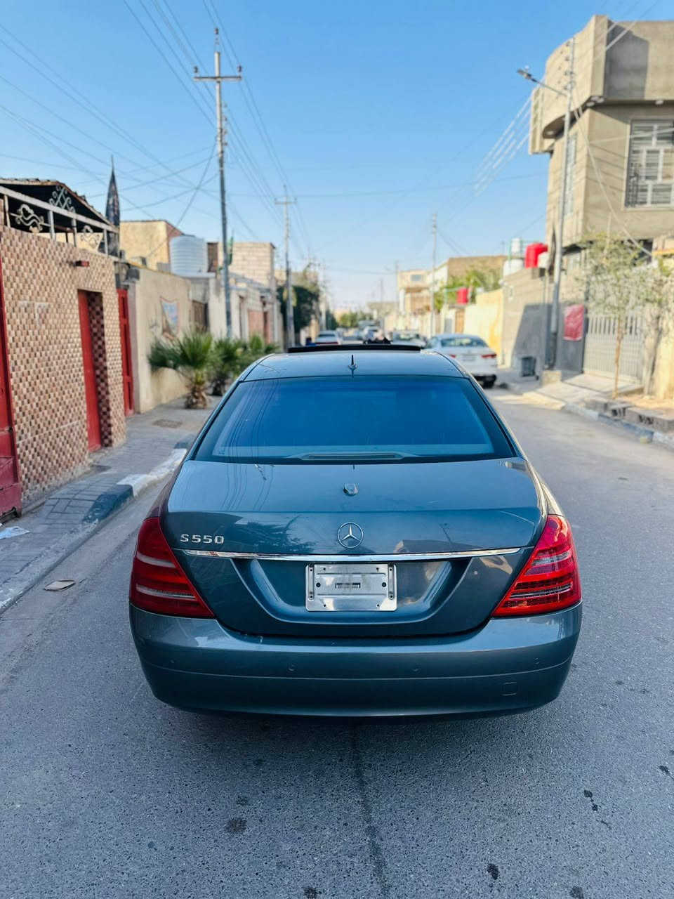 السلام عليكم.  دخول جديد. مارسيدس. 
جحم 550s. مديل 2008. كفاله عامه. 
ضربه وصبغ وكص وانتربول. فول 1ع 1. عنوان بصره. السعر. 85. هاتف ***********.   🥰. *********** البصرة, العراق
