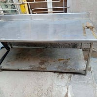 ميز • للبيع • مدينة الصدر