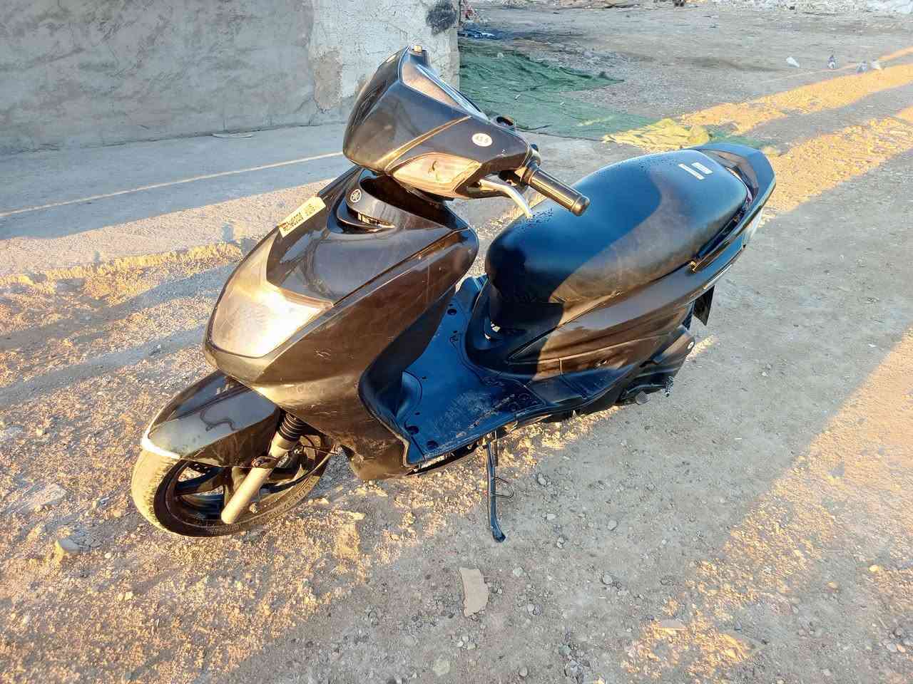 السلام عليكم سكنس نثيه  البيع السرعه  140 
مبدل بس ولفات دراجه كامله مابيه نقص 
تشتغل سلف وهندر
بغداد الشعله السعر 425وبيها مجال 
***********
