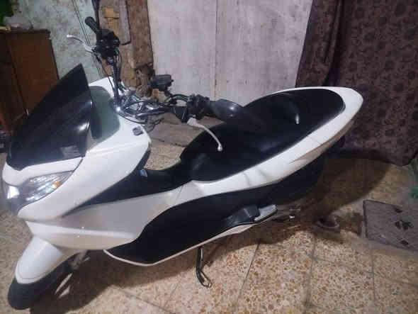 إسلام عليكم دراجةpcx جيل أول فول مواصفات دراجة شلعة ومعدل كلش حلوة ومعدلة حلو ول دراجة يابان 
ملاحظة دراجة (هندر من يابان دراجة هندر اني منزلة من رمبة بيدي دراجة ممشاة قليل مكان بغداد سعر اتصل علة رقم ***********
