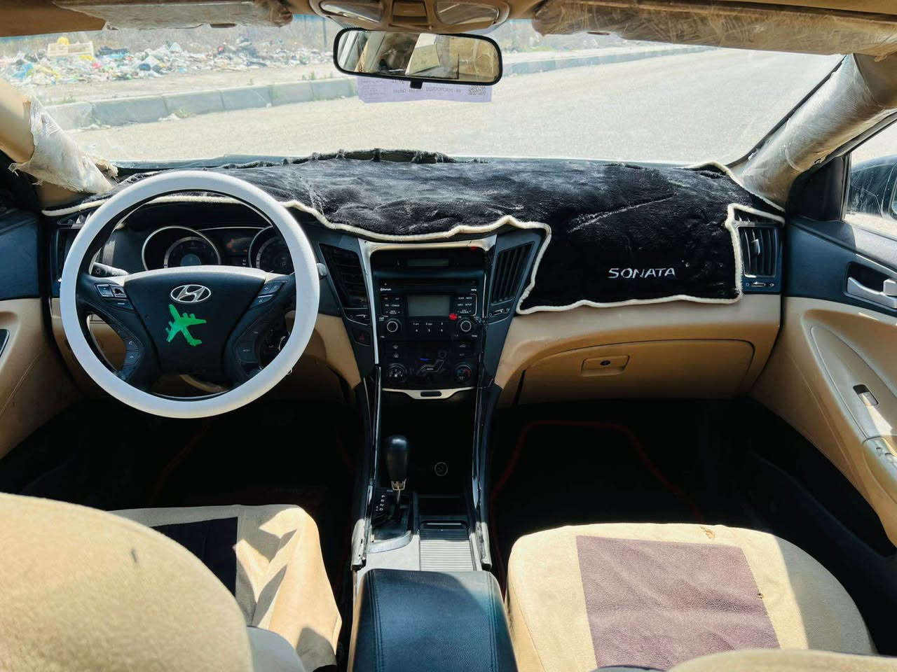 سوناتا 2011 خليجية مكينة 2400 دووووش رقم اربيل الانكليزي سنويه لل2030بانوراما اشاير بالمري حساسات بيها صبغ باب السائق وجاملغ الخلفي الأيسر  بسيطة بدون دواخل مكفولة لغود شواصي تكم حوض السيارة جاهزة مكينة كير حدادية كهربائيات تخم تاير باتري السعر 83العنوان الإسكندرية مجمع حطين طريق بغداد كربلاء قرب الدل*********** الفلوجة, الأنبار
