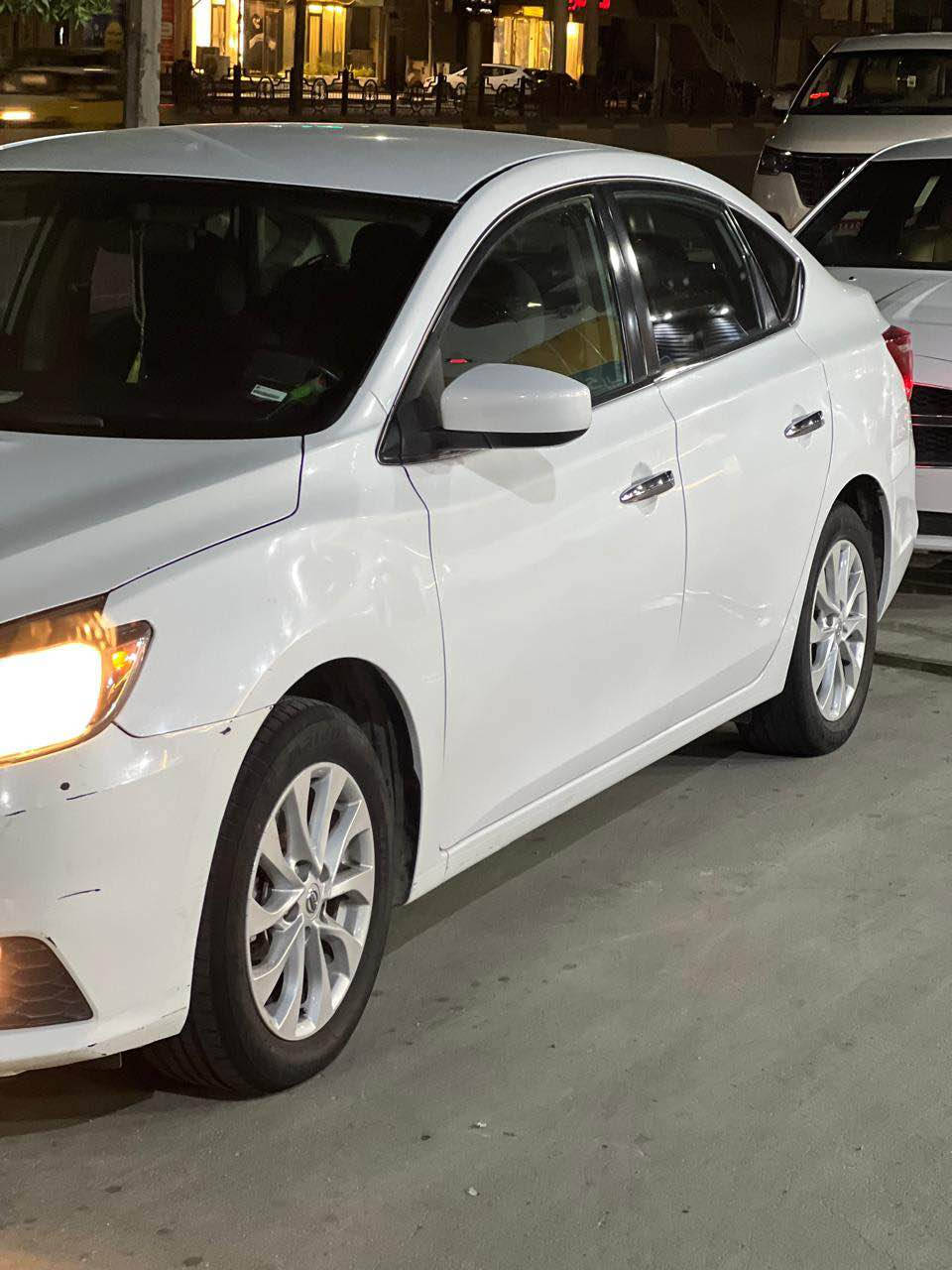 نيسان سنتره وارد أمريكي 2019 
ضربته مدكر وبنيد بدل والمدكر بارد
رقم بصره بسمي
ماشيه 67 ألف
السياره جاهزه 
السعر 120 وبيه مجال لطيبين
*********** البصرة, العراق
