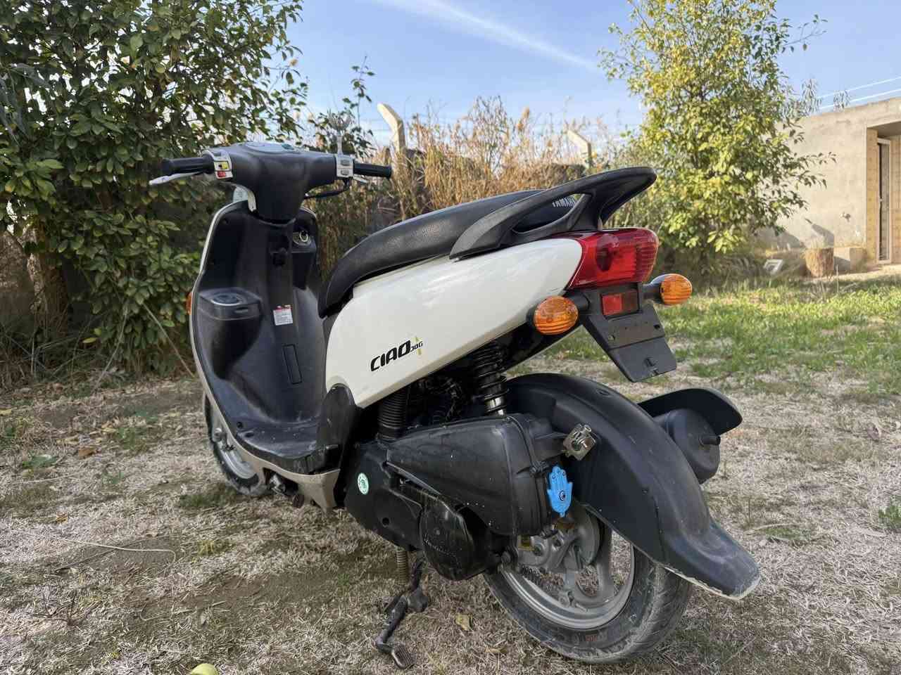 دراجه فله للبيع الدراجه حاويه ومكفوله جديده موديل 2012 السعر خاص*********** مكاني دغاره
