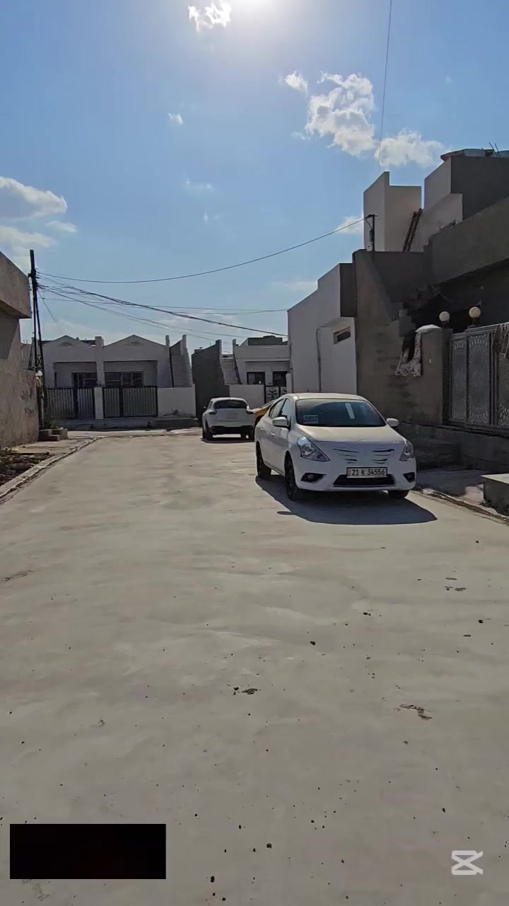 ##دور سكني للبيع 🏘
🔽
  ١٠٠ متر مربع .... ١٠ × ١٠
         ⬇️
يحتوي :
كراج مع مشتملات خارجي
     ..... إستقبال ،
صالة ، مطبخ و مساعد مطبخ
 ،🛀 مشتملات ....
 غرفة  نوم
   ◀️
  بسعر مناسب

 #شوراو ١ قرب  السايدين الجديد
للإستفسار :
***********
***********
_______________________________________________
#خانو  بۆ فرۆشتن
١٠٠ مەتر چوارگۆشە ١٠ × ١٠

#پێکهاتووە :
گەراج و ، wc 
.... ژوری میوان ،
هۆڵ و متبەخ  و متبەخی گەرم  
🛀حەمام و wc
  [ ١ ] ژوری نوستن

بە نرخێکی گونجاو .......

#شۆراو ١ کۆڵان نزیک  دو سایدە تازەکە
پەیوەندی بکە :
***********
***********
