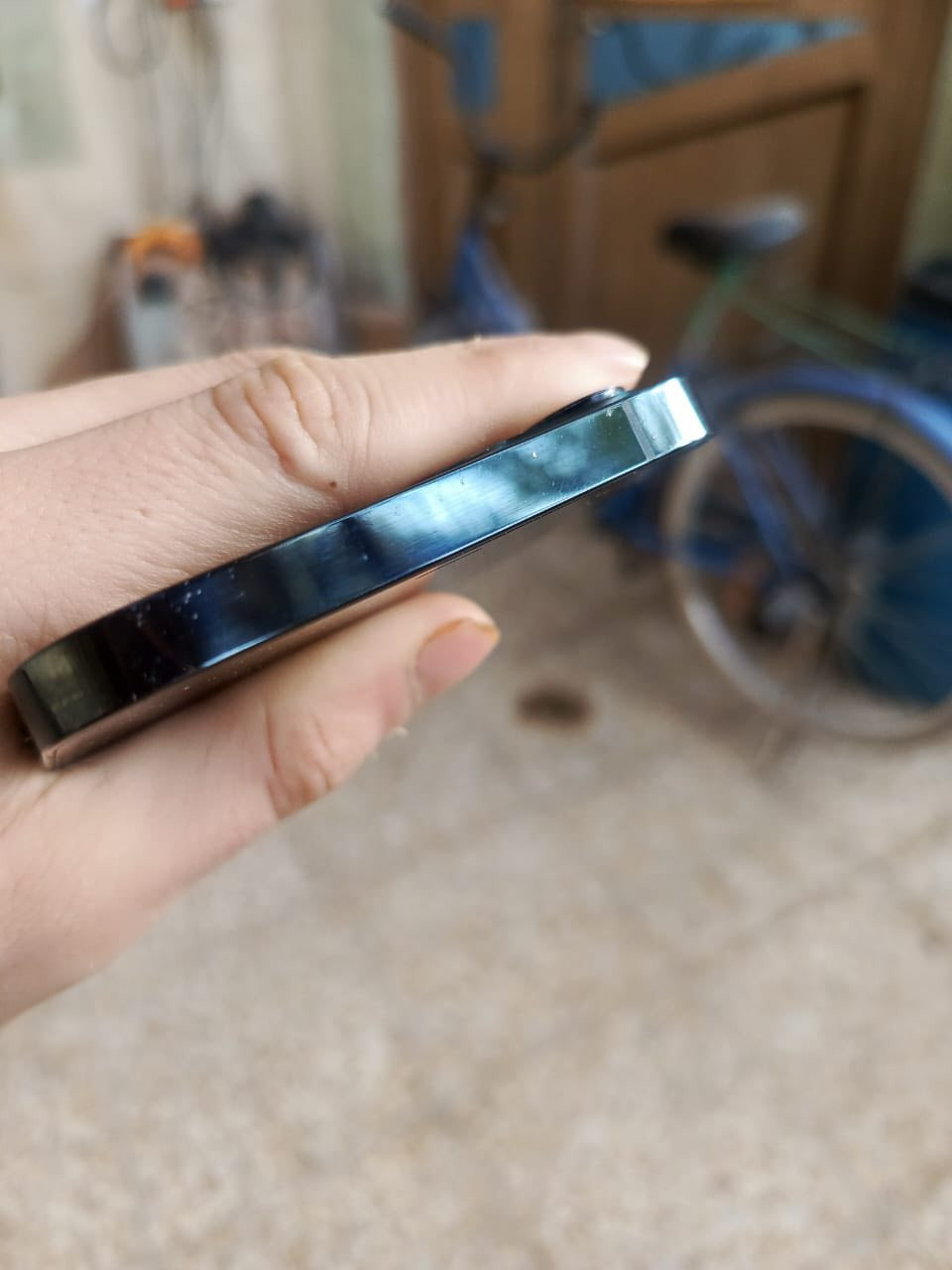 ايفون ١٢برو ماكس بطارية ٧٦ ذاكرة ٢٥٦ شرق اوسط خط واحد بي فطر بل ضهر ول شاشة ولسماعة الجوة يرادلهة تنضيف مكان كربلاء حي العسكري وتساب او تصال ***********
