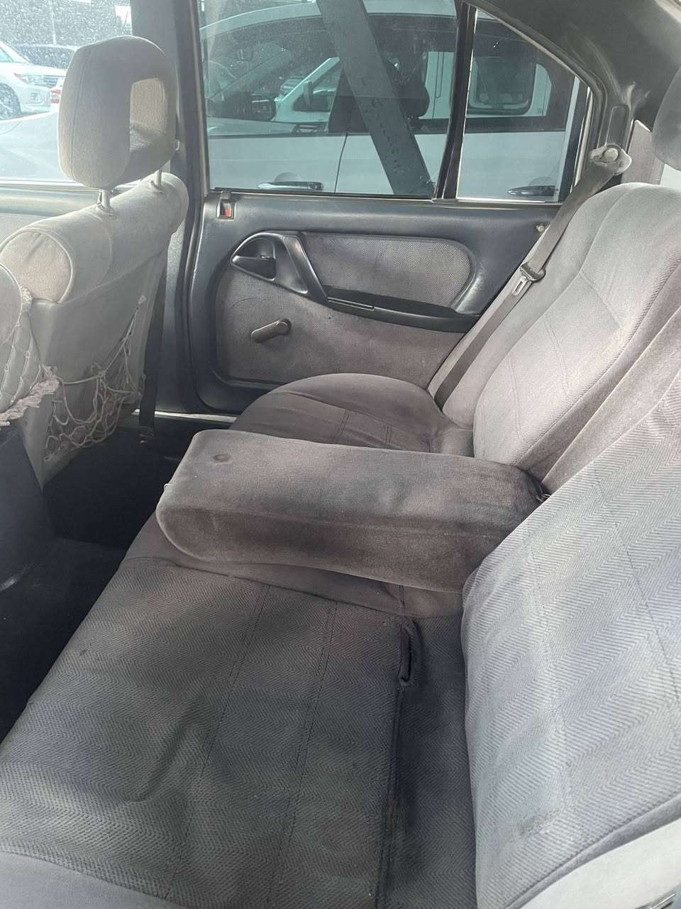 ئۆپل ئۆمیگا مۆدێل 1991 مەکینە 20 گیر ئۆتۆماتیک رەقەم سلێمانی رەقەم باریک سەنەوی تا 2028 تازەیە دەعمو لێدراوی نیە پێشوودووای کەپسە گێڕو مەکینەی بەشەرت تەقەو رەقەی بەشەرت تەحویل خرامە براوە بەشەرت سعری 44گەلاو کەمێ معامەلە شوێن سلێمانی.. ***********
