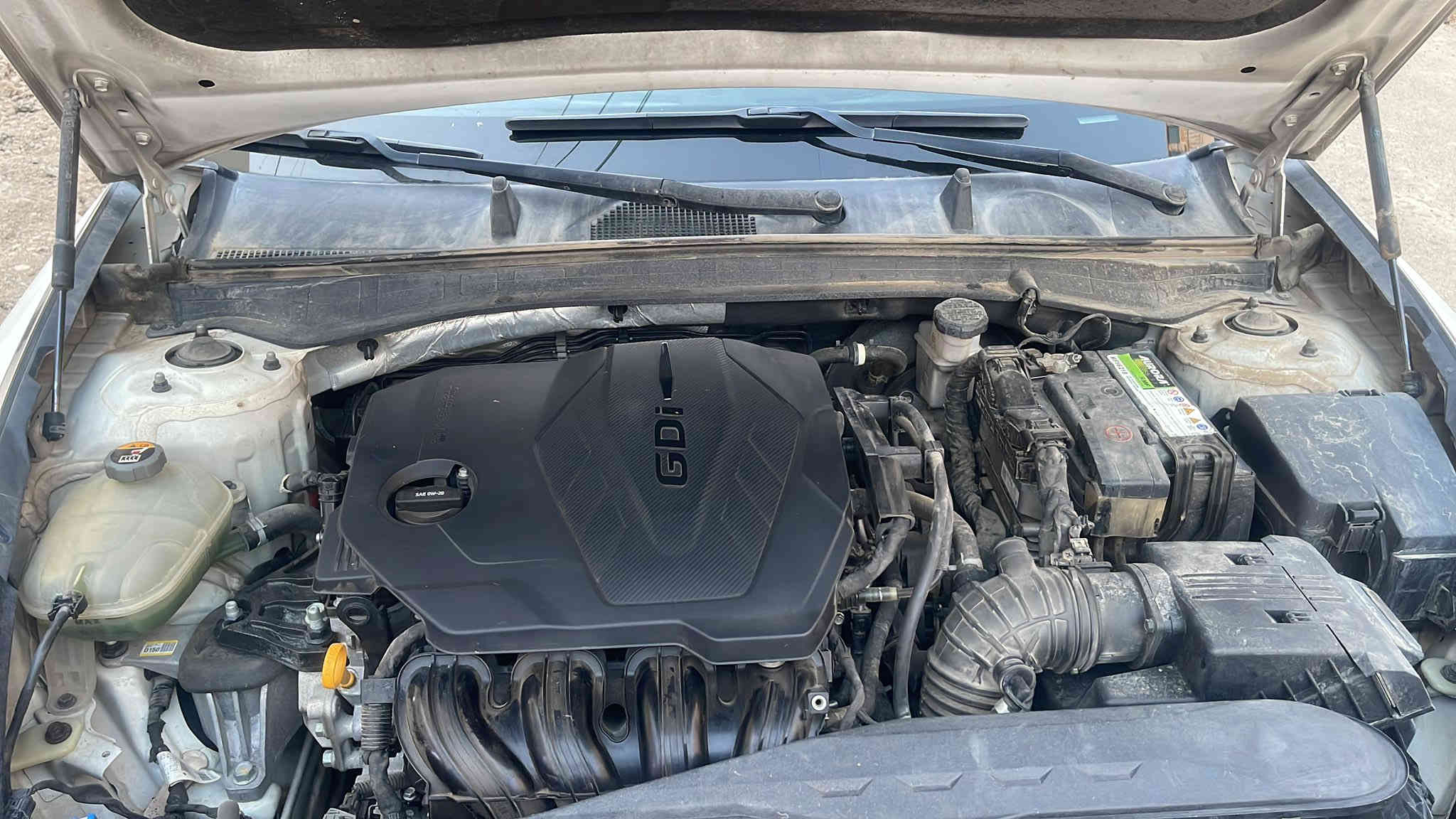 السلام عليكم 
سوناتا موديل 20 رقم أربيل سنويه بإسمي 
حادث خلفي چاملغ خلف السائق بدون إرباگ وبيها چاملغ جهة السائق امبدل اصلي بدون صبغ 
ماشيه 120 الف كم

مواصفاتها 
أربعة أنظمة قياده 
هاند بريك بصمه 
أوتو هولد 
رادار أمامي 
كاميرا دواره 
شاشه ابل كار بلي اصلي 
كروز سرعه 
تحديد مسار 
قيادة شبه ذاتيه 
مانع انزلاق 
محرك 2500 gdi
سعرها 153 بيها مجال بسيط 
مكاني كاظمية 
***********
