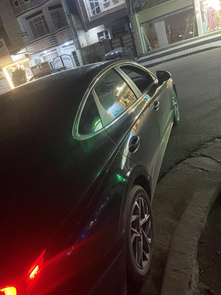 السلام عليكم سوناتا 2023السياره وارد أمريكي حادثه جاملغ يسره وبنيد مكينه كير صدر تبريد تدفئه كله كفاله لبيع قسط اونقد مكان السياره بغداد رقم التيلفون ***********
