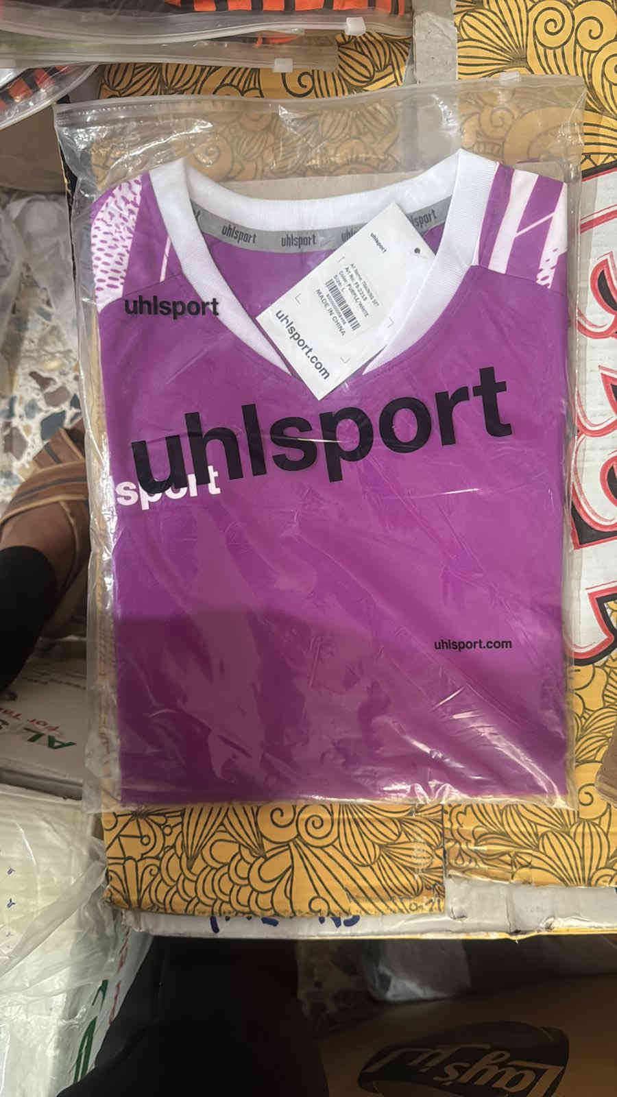 سلام عليكم حبايب تجهيزات رياضيه كامله امراتيه شرط كله اصلي البيع المكان مقابيل نازحين اسعار فول مناسبه رقم الهاتف ***********
