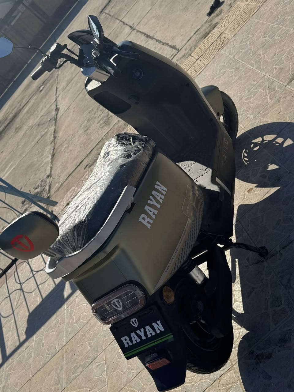 هذا الحلو للبيع مستخدم فقط شهرين ونص شرط نضافه فول واثباتات الشراء موجوده او مراوس بدراجه بانزين مرقمه سعره 850 وبي مجال اذا شراي 
***********
***********
