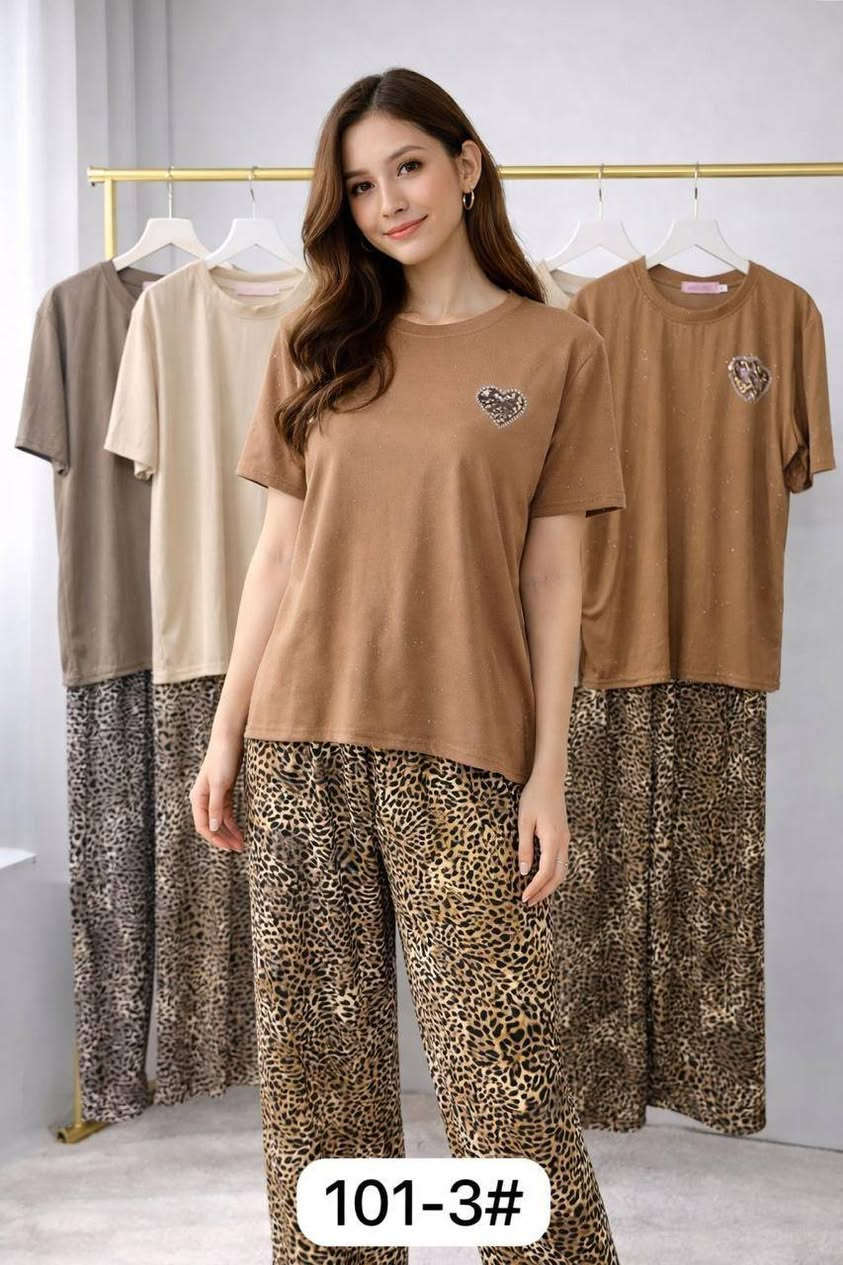 بس ب 8.000 آلاف دينار ♥️😍

قياس فري سايز يلبس من عمر 12 سنة الى 20 سنة 👌

متوفر ب 7 الوان

♠️زبائننا ومتابعين ازياء محمد الزبيدي ♠️
حصرأ وجديد متوفر يمنا 😍

استمتع بتخفيضات حصرية 💙💯

*********** حجز واتساب

👑 كوني  الملكة 👑

عنوانا/الكوت/ داموك 150 مقابل مدرسة الطوعة للبنات 

للطلب والحجز 📦📫 مراسلة البيج 

لحجز اي موديل .. ..

1. اختيار الموديل المحدد .
2. اختيار اللون المحدد .
3. ذكر رقم القياس او الحجم او حرف القياس .
4.عنوان صحيح مع اقرب نقطة داله + رقم شغال 
ملاحظة جدا مهمة❌✋🏻 الكم حبايب . التأكد من الطلبية وفحصها جيدآ بوجود المندوب غير مسؤولين بعد مغادرة المندوب ولا يحق الترجيع او الاستبدال ..سعيدين بكم لاختيارنا 💙

تتوفر خدمة توصيل 🚖 داخل الكوت 

 تتوفر خدمة توصيل 🚖 للمحافظات أيضاً
