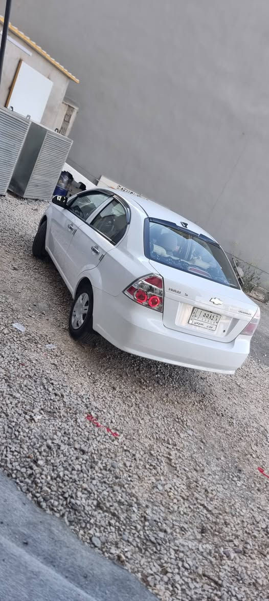 افيو
موديل ٢٠١١ 
رقم نينوى 
محرك مفتوح (استرا)
سيارة مكفوله من الصبغ والضرر 
بيها مكانات تقليم
دبل سويج قفل مركزي 
داخل السيارة (بيج)جديد لوك 
تايرات طخم جديد
صدر السيارة طخم جديد 
جامات اربعه كهربائي 
شاشه اندرويد مع  كامره  خلفيه 
شرط التحويل بأسمي 
سنويه لي ٢٠٢٨ 
السيارة كامله من كل النواحي 
 السعر ٨٥ $
مكان السيارة موصل / برطلة 
***********
