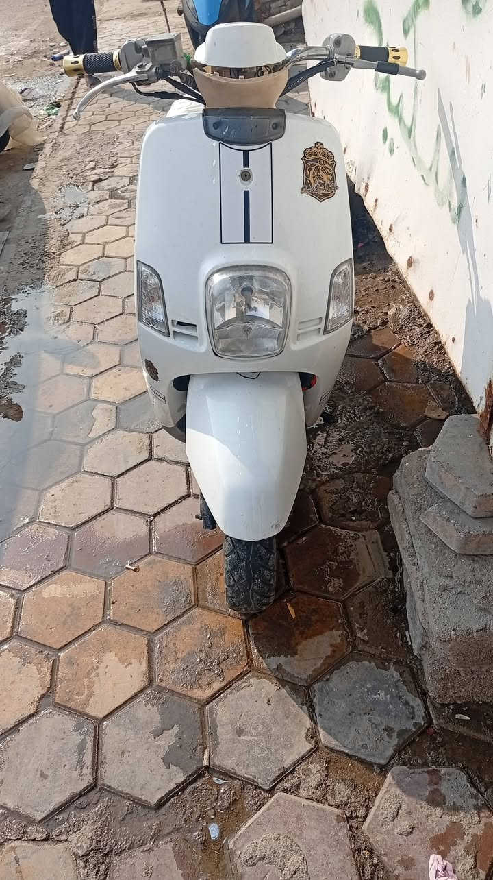 ماكس بوليس للبيع السعر 600 وبيها مجال متزوجه 55 او هذا رقم تلفوني مكاني  شارع 30. ***********
