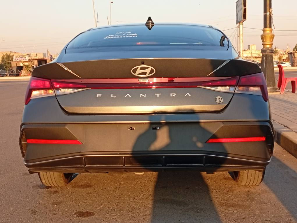 السلام عليكم سيارة البيع انترة موديل 2025 بدون رقم تترقم جميع المحافظات العراق عداالاقليم  دخول جديد
ماشية 26
محرك 2000دوش
المواصفات
رادارات
التضامن تحديد مسار مع تنبه مغدرت المسار

رادار امامي
نظام بريك طوارئ تلقائي
السيارة كفالة عامة من كلشي  من الحادث والقرق 
السعر 170بيها  مجال العنوان البصرة حي الحسين اتصال *********** البصرة, العراق
