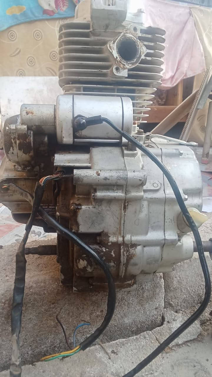 مكينه موديل 13
مكينه ناعمه وحلوه لا تبخير ولا اي شي 
مجفته السعر ب 65 بيه مجال


**إذا كنت صاحب هذا الإعلان وتريد حذفه لأي سبب، رجاءا أرسل رسالة إلى الدعم الفني**