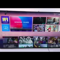 شاشة للبيع حجم 55 سمارت يعني بيها نت رايدها 250 ؤ بيها مجال للطيبين مك...